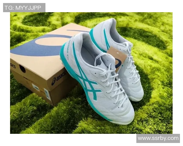 亚瑟士足球鞋助力球星表现无敌突破 运动鞋与实力结合的完美典范 亚瑟士足球鞋助力球星表现无敌突破 运动鞋与实力结合的完美典范