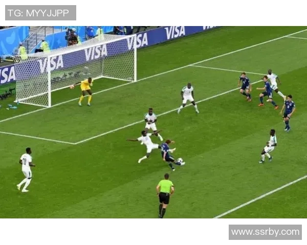 帕尼尼球星卡足球普卡折射深度解析及收藏价值探讨